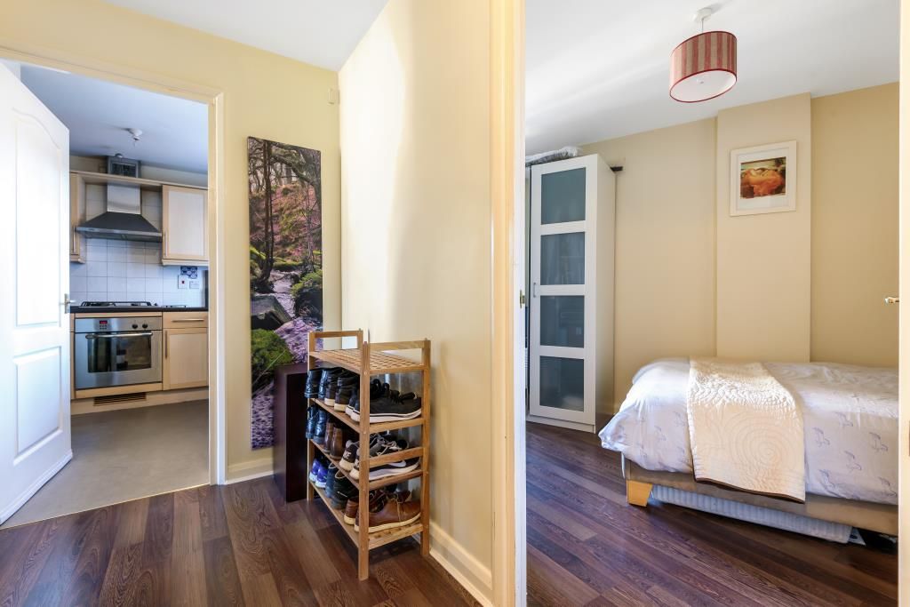 Property photo 2 of 10 Bedroom