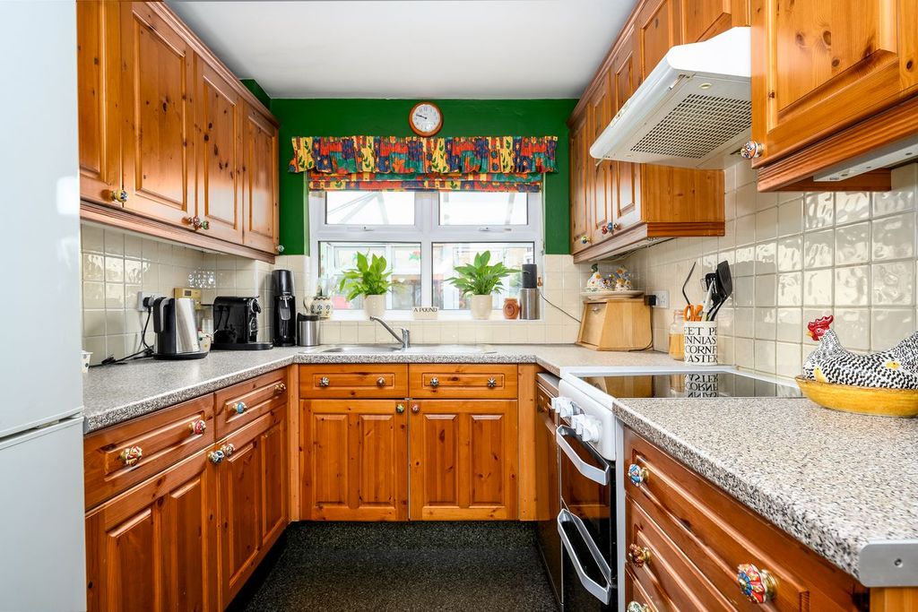 Property photo 3 of 15