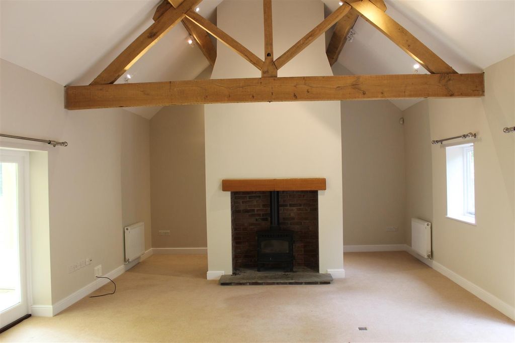 Additional image 10 of 5 bed barn conversion to rentBransbury, Barton Stacey, Winchester SO21