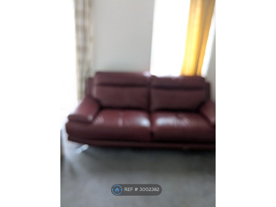 Property photo 2 of 3
