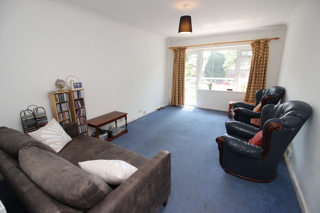 Property photo 2 of 8