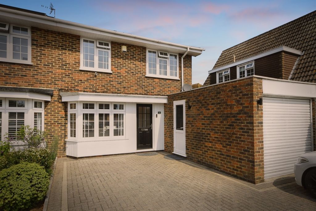 Property photo 3 of 15