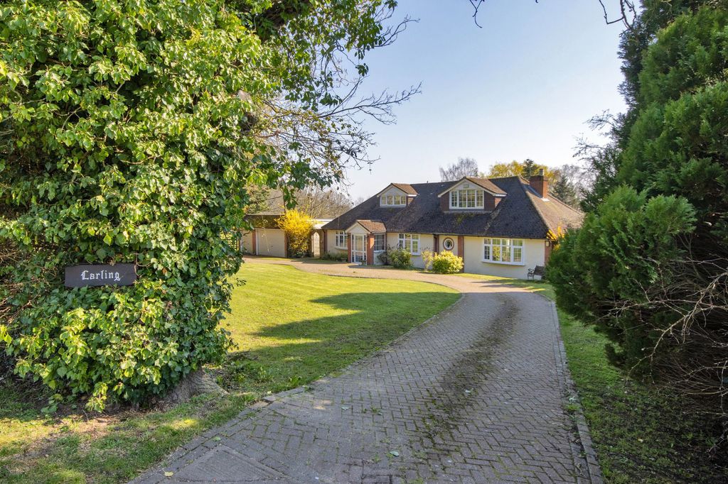 Property photo 3 of 22