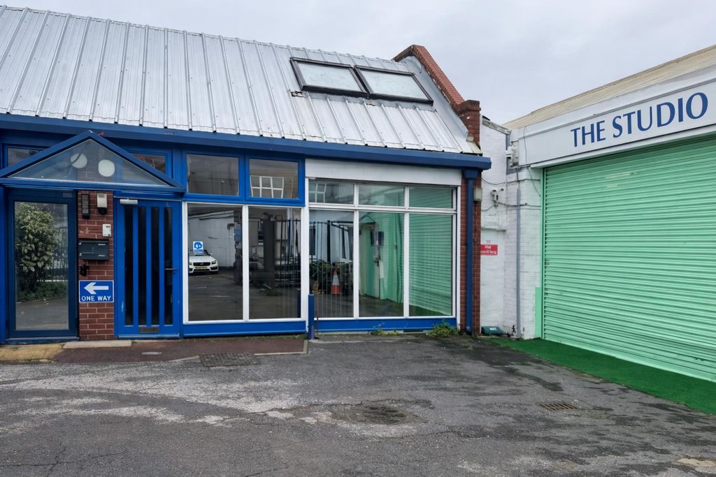 Property photo 1 of 5 7A57B274-73F4-4Ef5-Be98-42B503E910F3.Jpeg