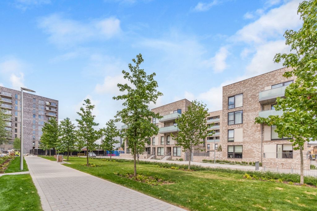 Property photo 2 of 3