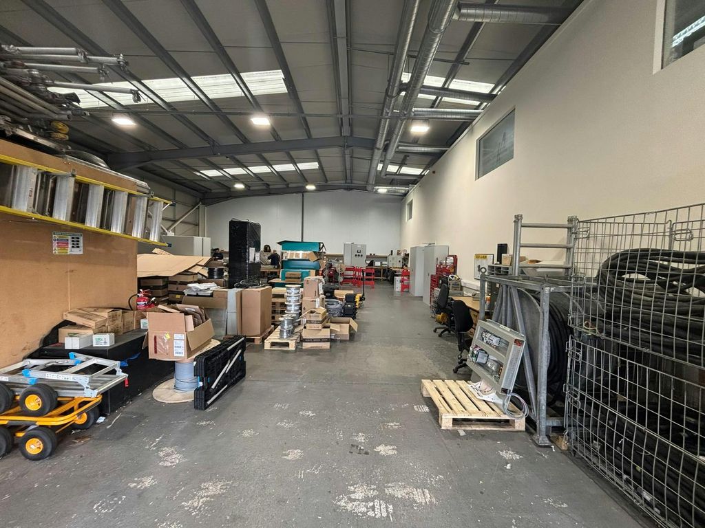 Property photo 3 of 6 Img-20260407-Wa0004.Jpg