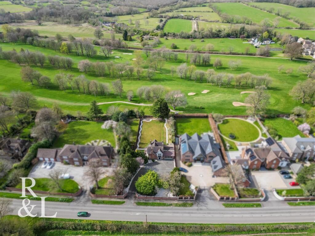 Property photo 2 of 39 Royston&Lund (36).Jpg