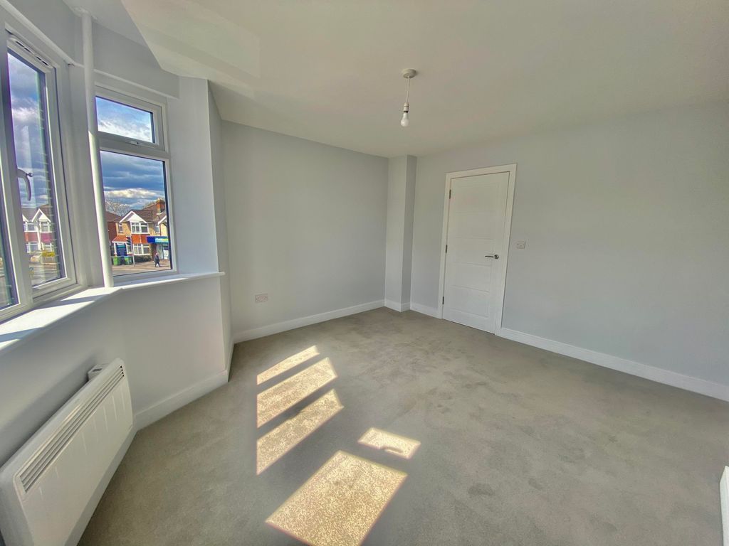 Property photo 3 of 8 Image