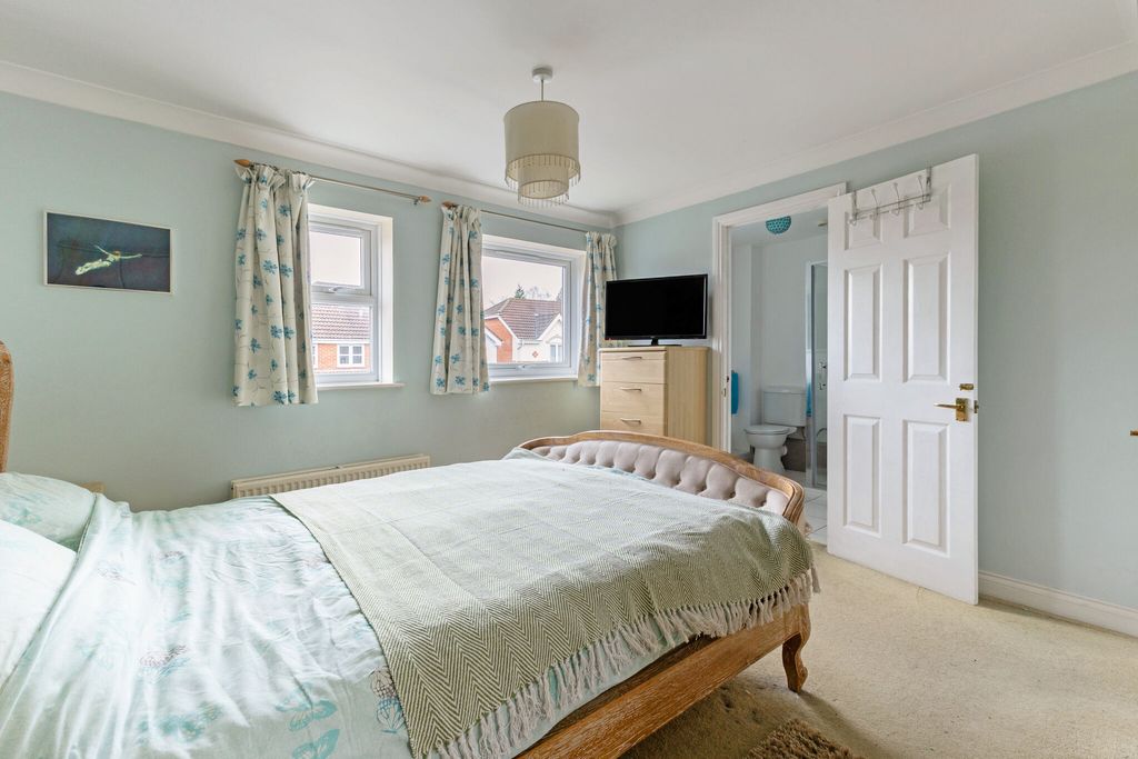 Additional image 9 of 5 bed detached house for saleHuron Drive, Liphook GU30