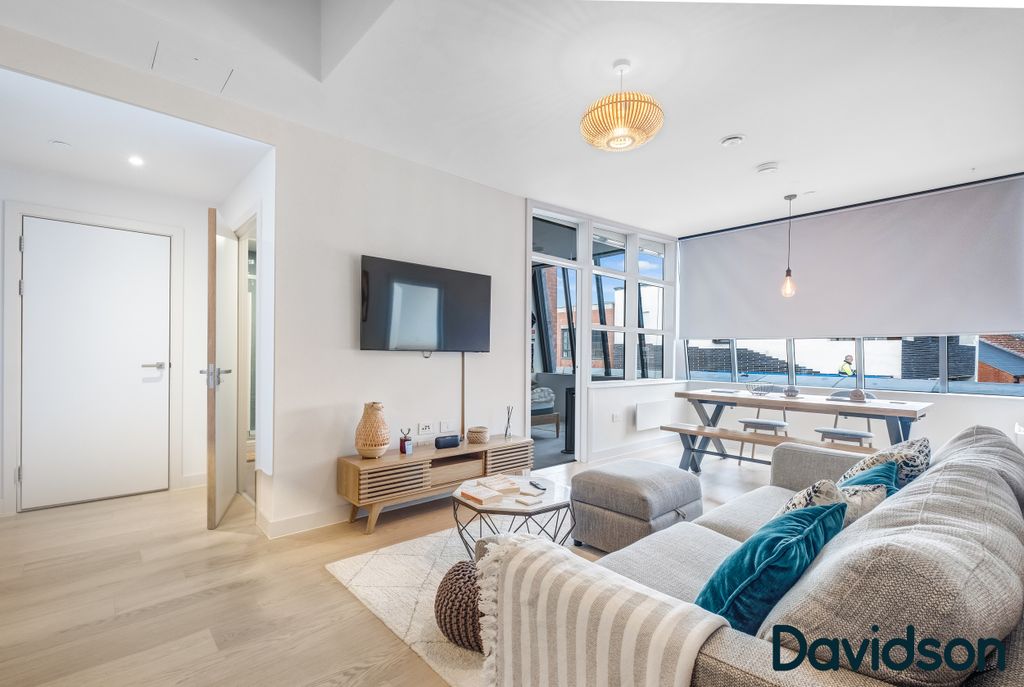 Property photo 3 of 21 Logo-6