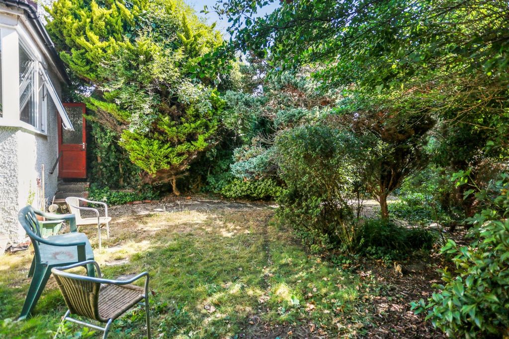 Property photo 3 of 21
