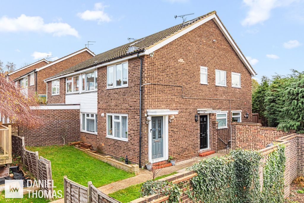 Property photo 1 of 23