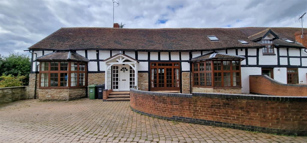 Property photo 1 of 5 Stableton House Front