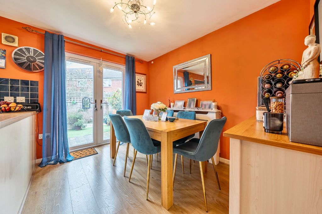 Property photo 3 of 23 Dining Room