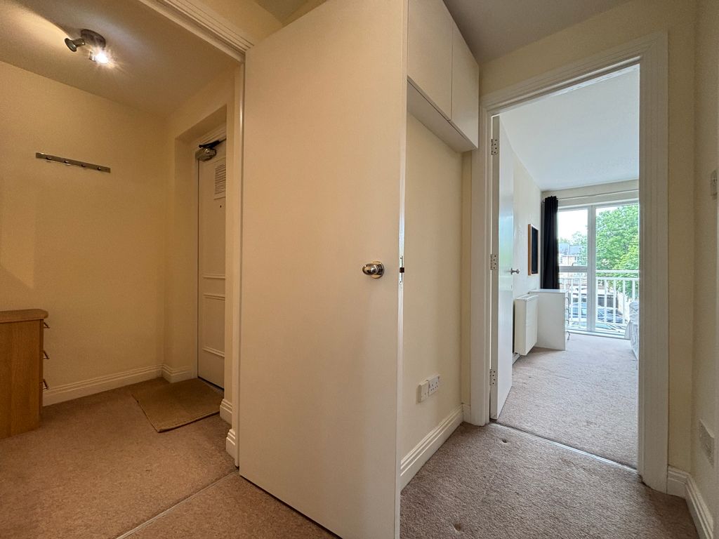 Property photo 2 of 15 Entrance Hallway