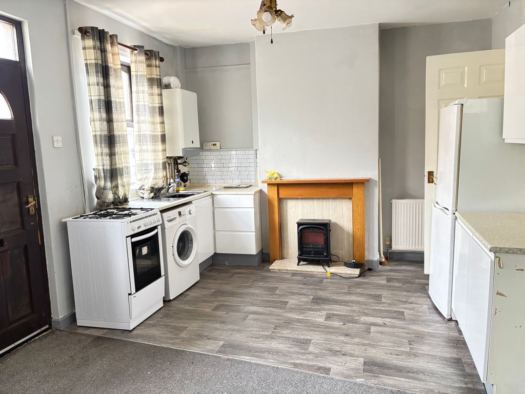 Property photo 2 of 11