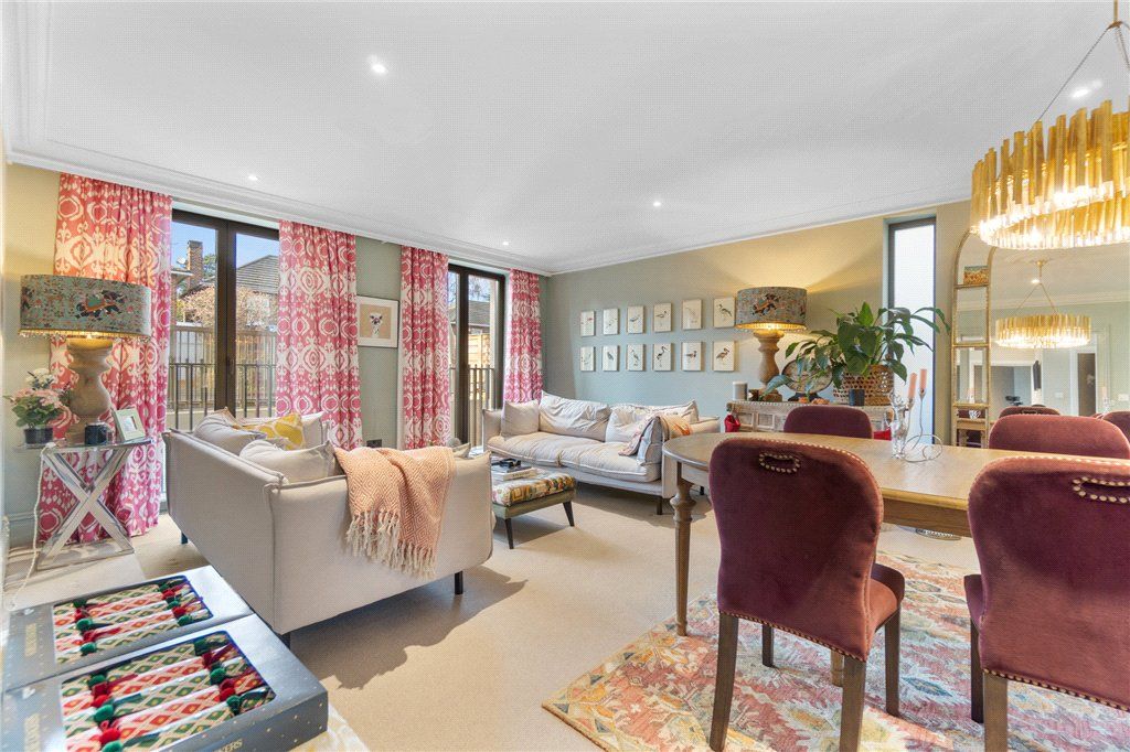 Property photo 2 of 24 Picture No. 37