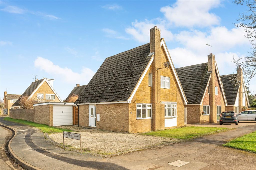 Property photo 1 of 10 36 Elton Road, Banbury-1.Jpg
