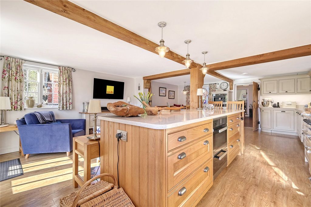 Property photo 2 of 19 Kitchen/Dining