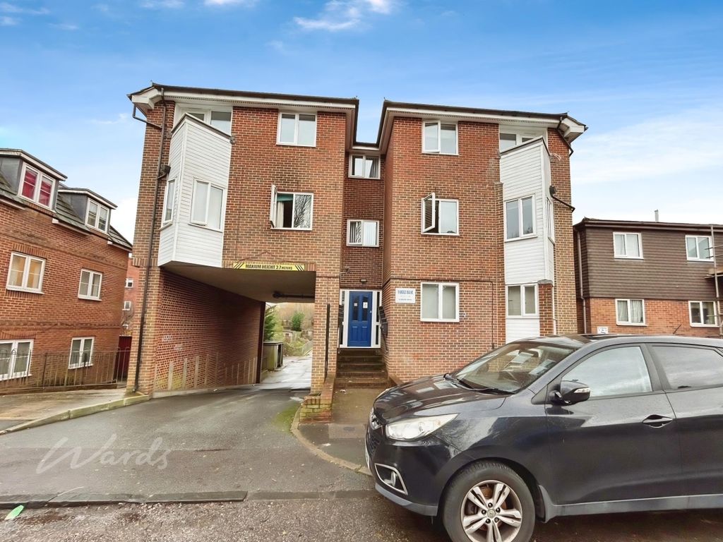 Property photo 1 of 9 Front