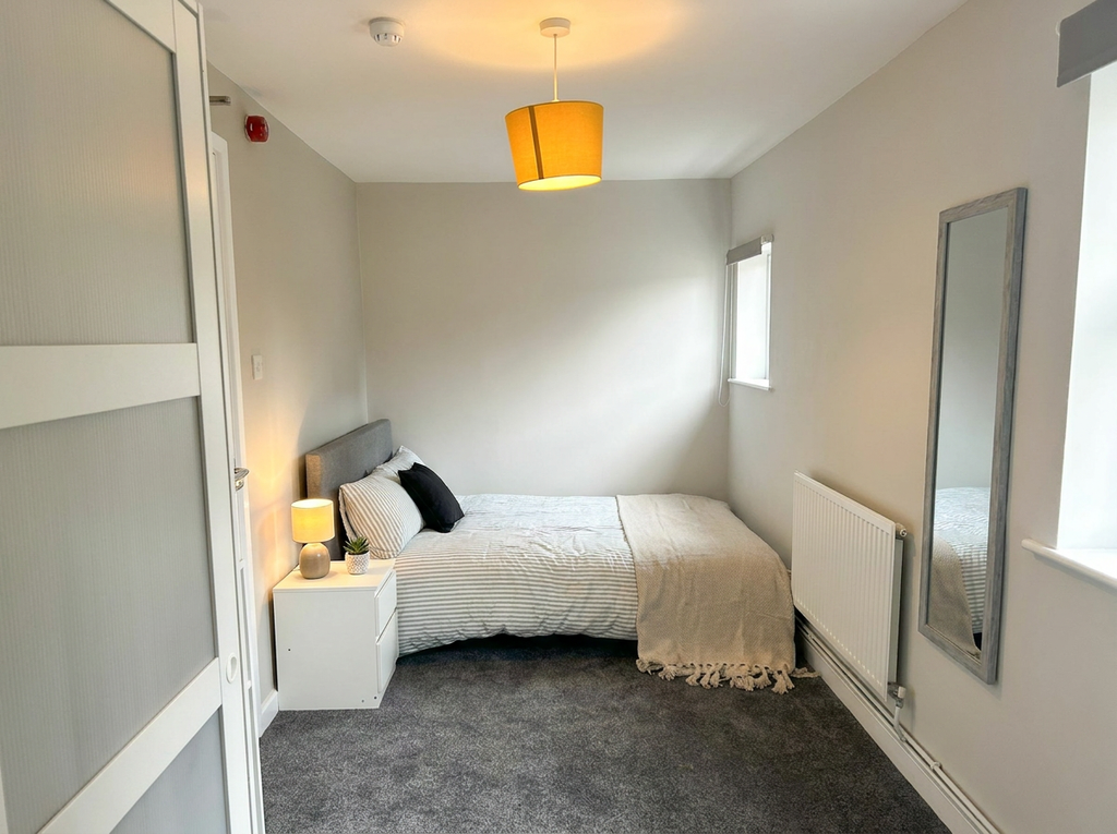 Property photo 1 of 3