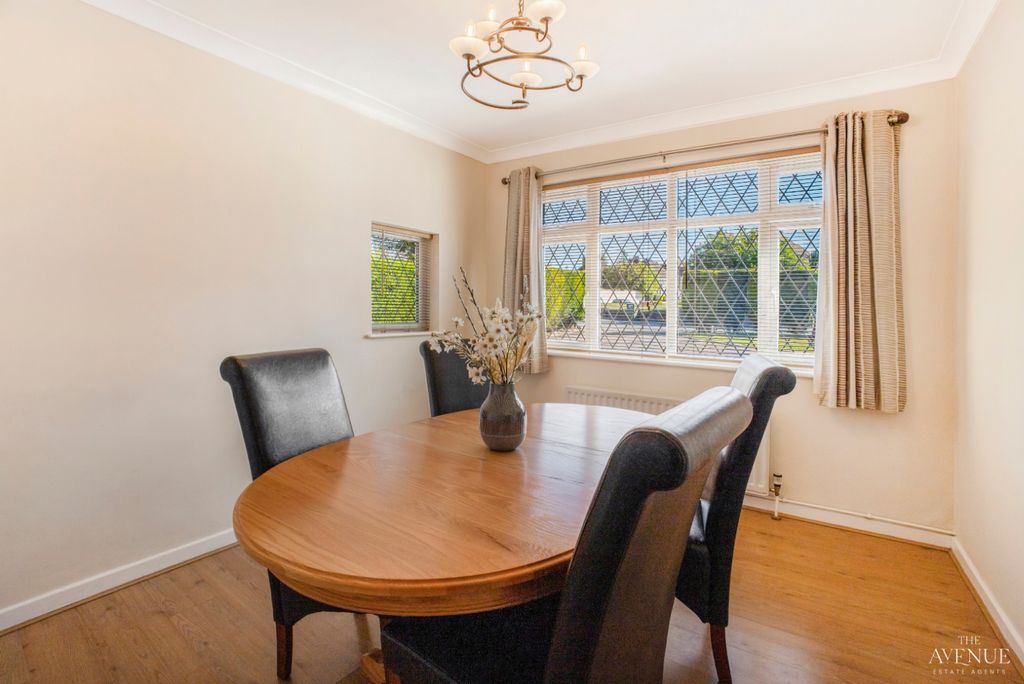 Property photo 2 of 35 4012135