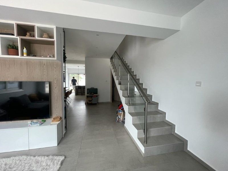 Property photo 2 of 3