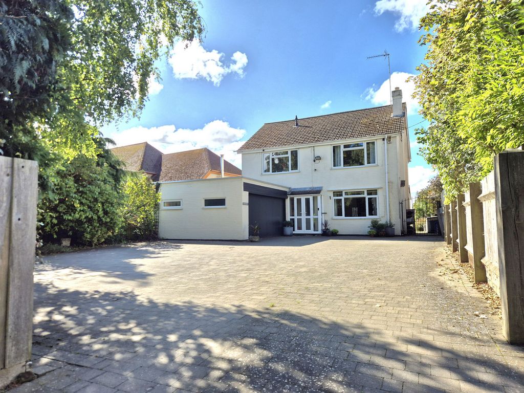 Property photo 1 of 24