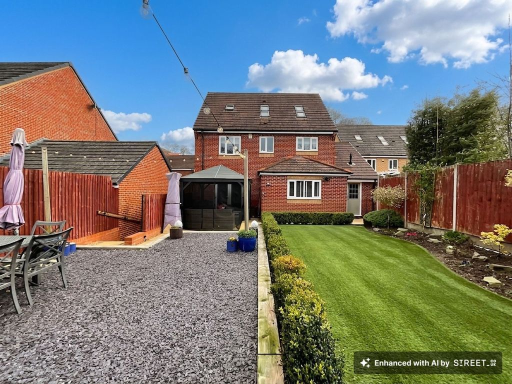 Property photo 1 of 37