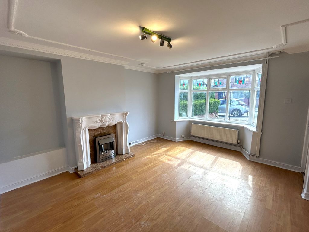 Property photo 2 of 11 Picture No. 22