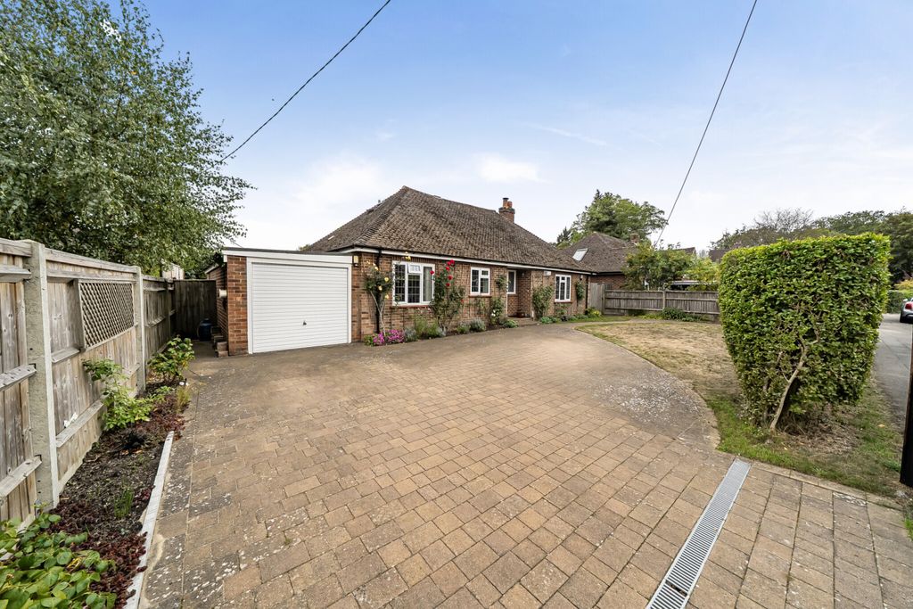 Property photo 1 of 25 Picture No. 40