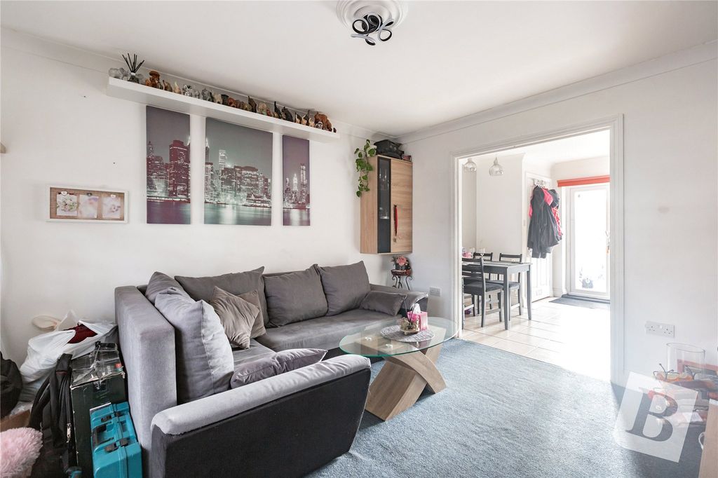 Property photo 2 of 15 Living Room