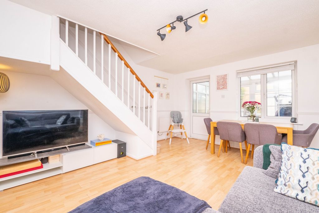 Property photo 1 of 11 Picture No. 01