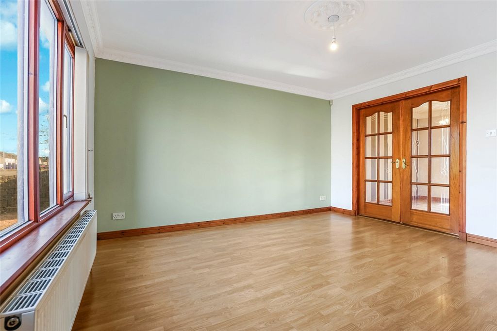 Property photo 3 of 21 Picture No. 03