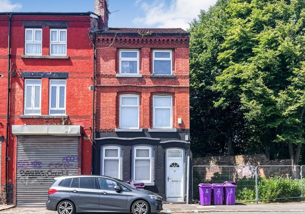 Property photo 2 of 3