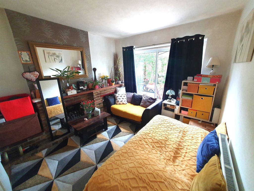 Property photo 3 of 5