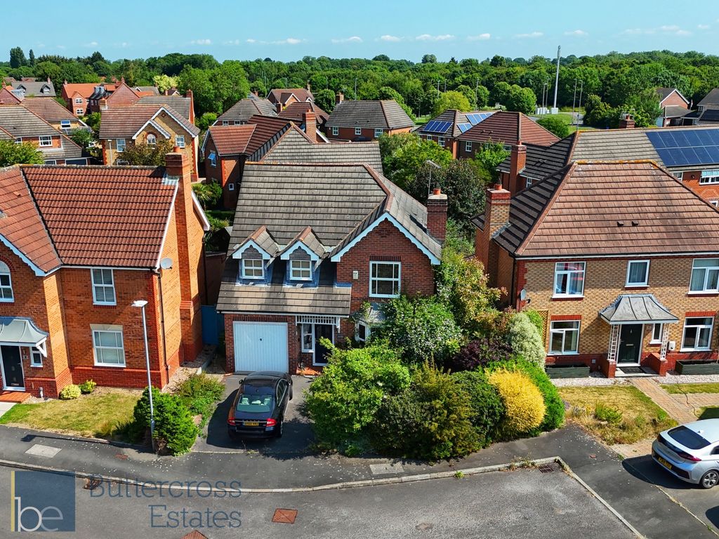 Property photo 2 of 3 Preston Road