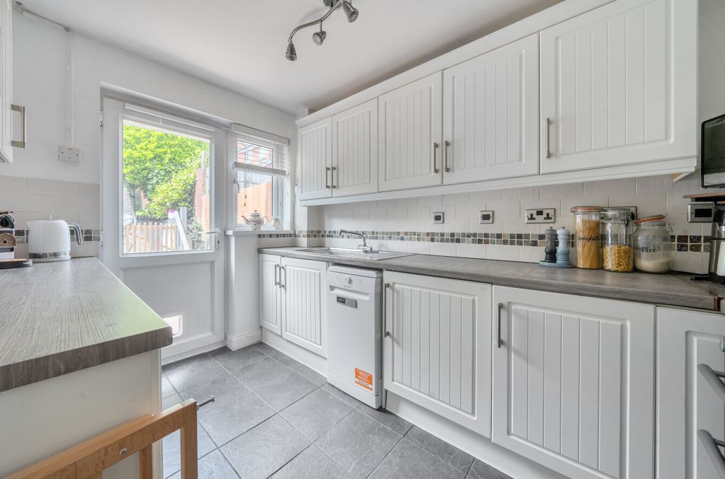 Property photo 3 of 17 1478455-7-6A32984...