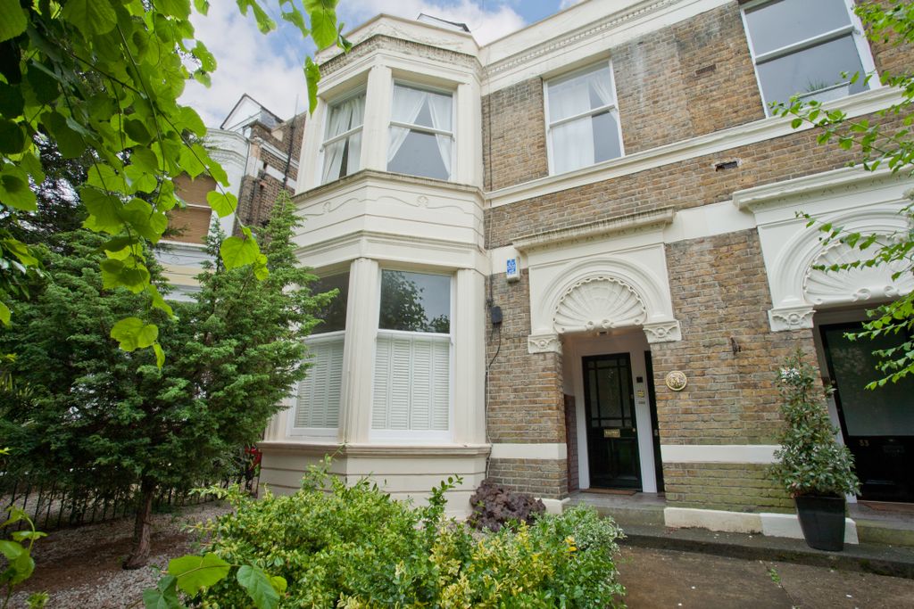 Property photo 1 of 11