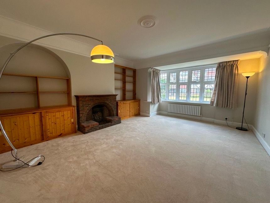 Property photo 3 of 8