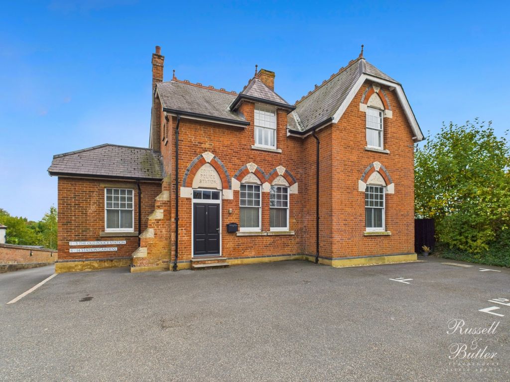 Property photo 1 of 14 Cam02127G0-Pr0349-Still002