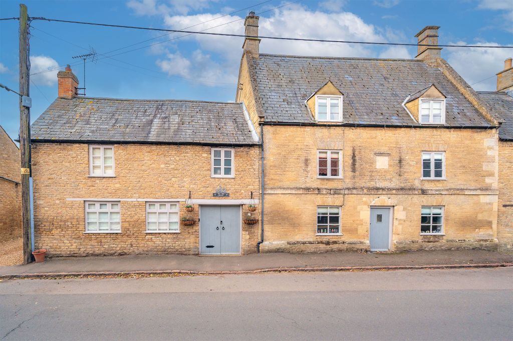 Property photo 1 of 22