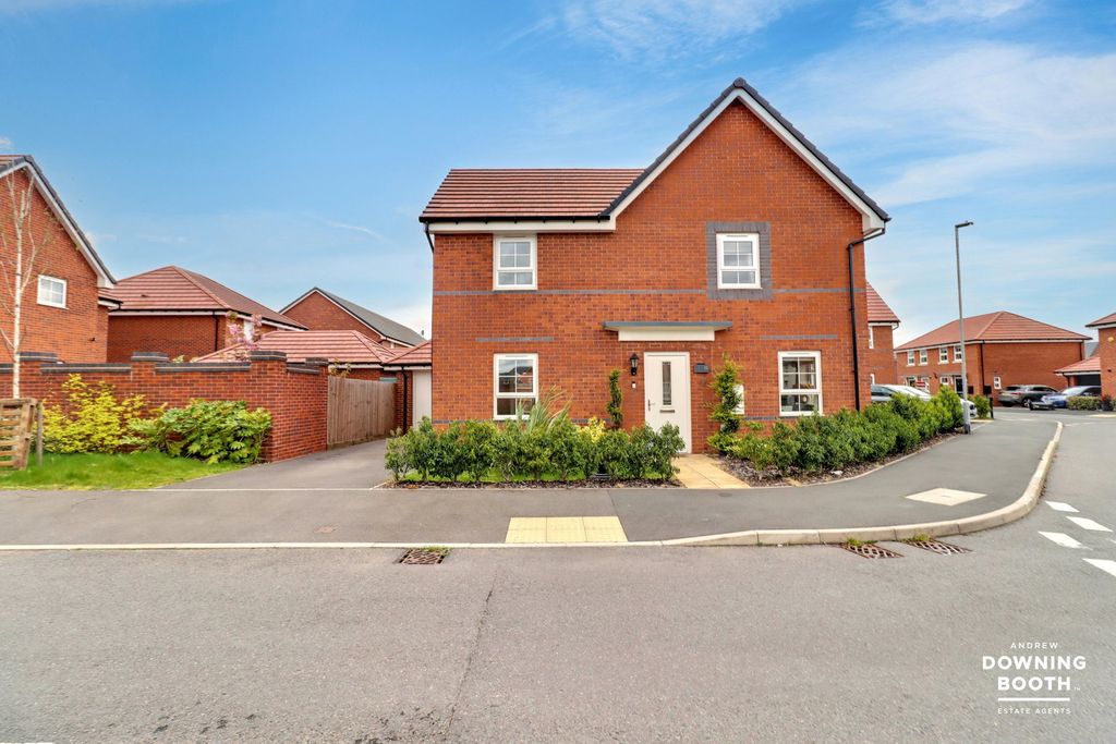 Property photo 1 of 27