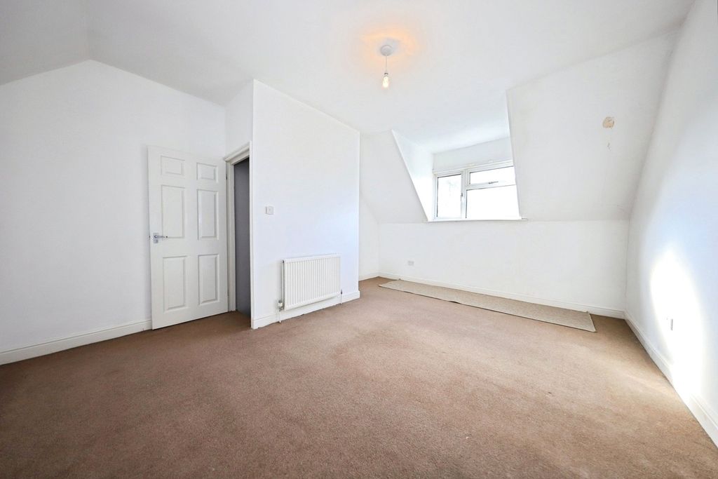 Property photo 2 of 17 Picture No. 02