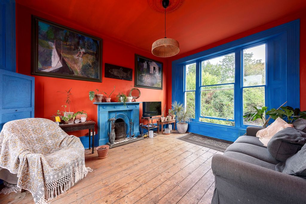Property photo 3 of 40
