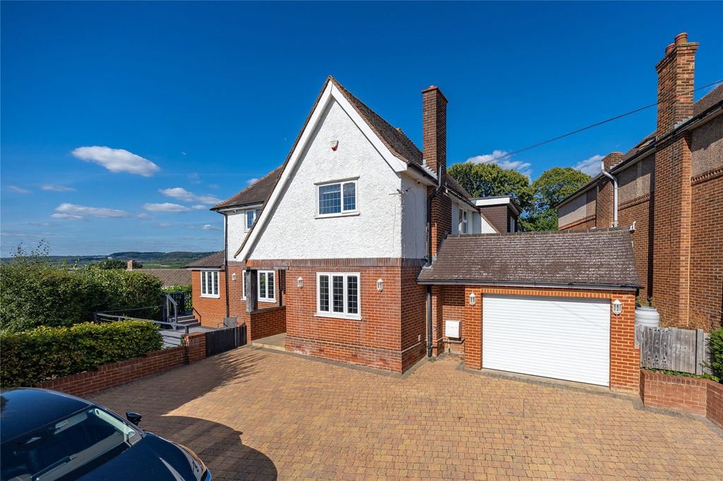 Property photo 1 of 34 Picture No. 32