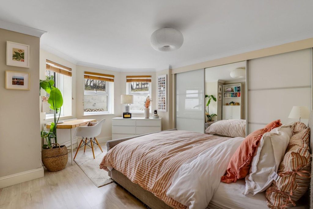 Property photo 3 of 12 07-119Dimg_0461-Medium.Jpg