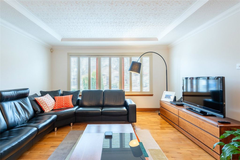 Property photo 3 of 35 Picture 3