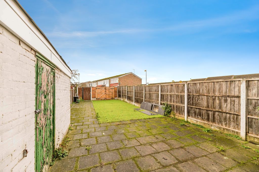 Property photo 2 of 29 6103Ba27-15