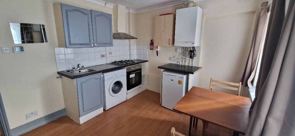 Property photo 2 of 5